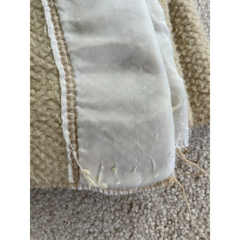 Vintage Beacon Tan Acrylic Waffle Weave Blanket Satin Trim USA Made